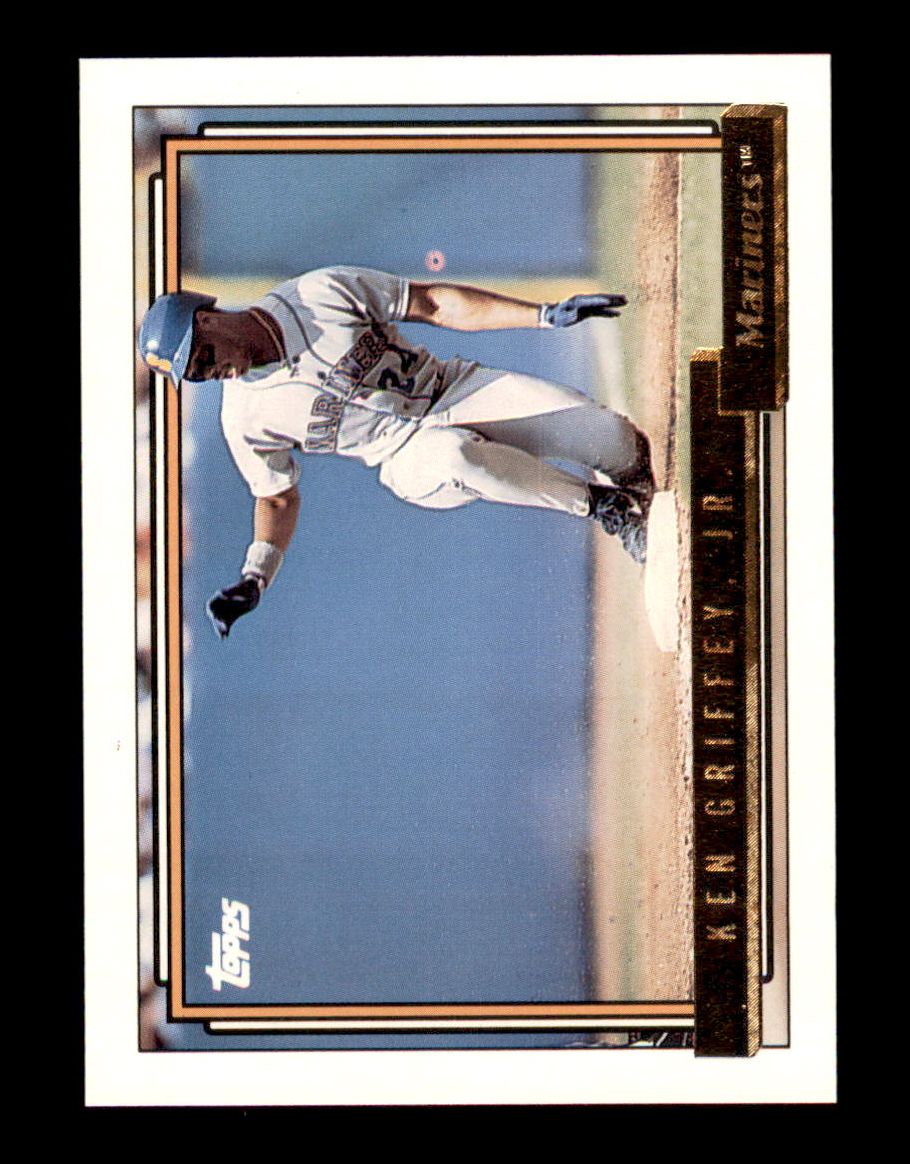 1992 Topps Gold     Baseball Complete Set (In Binder)